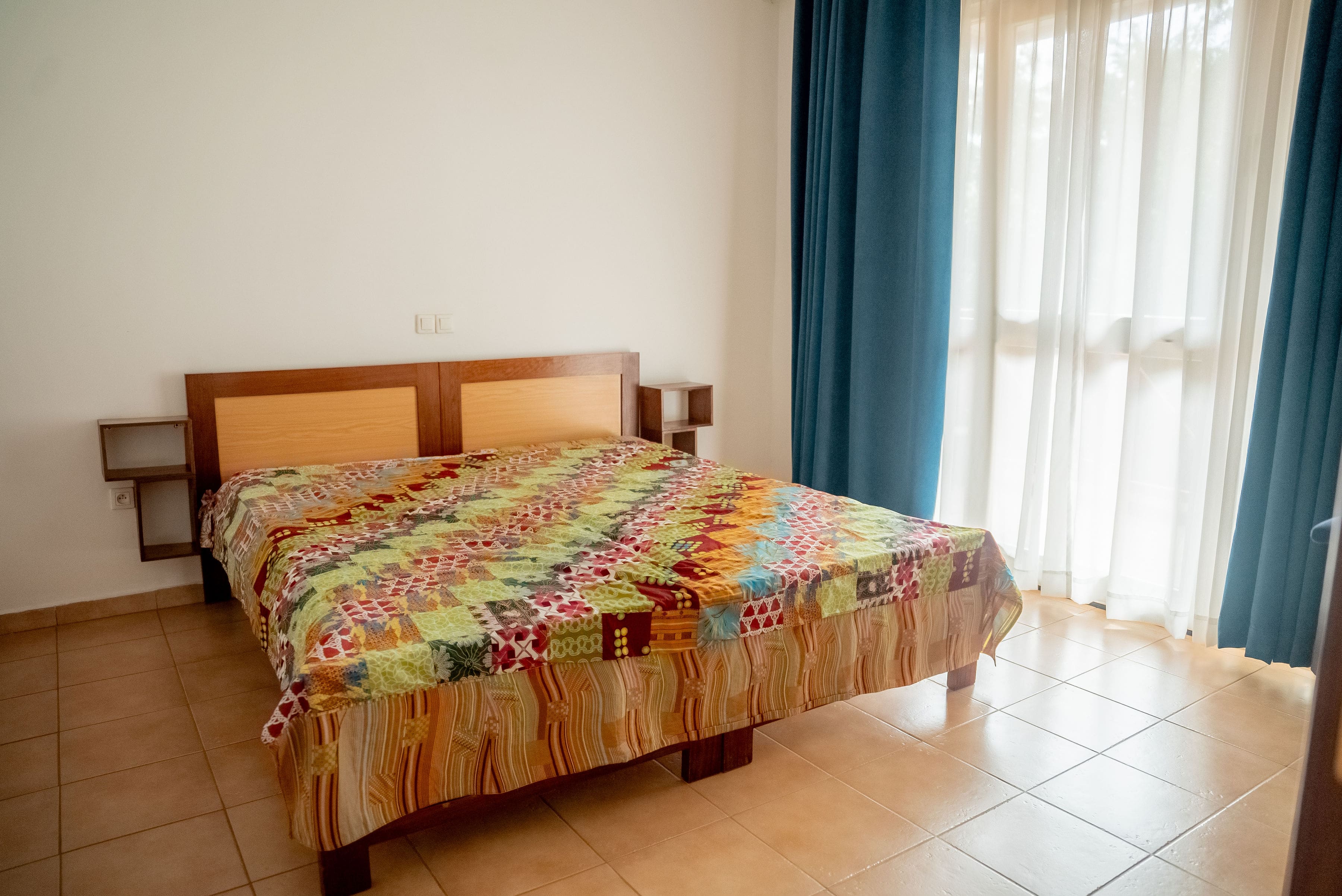 Bed room