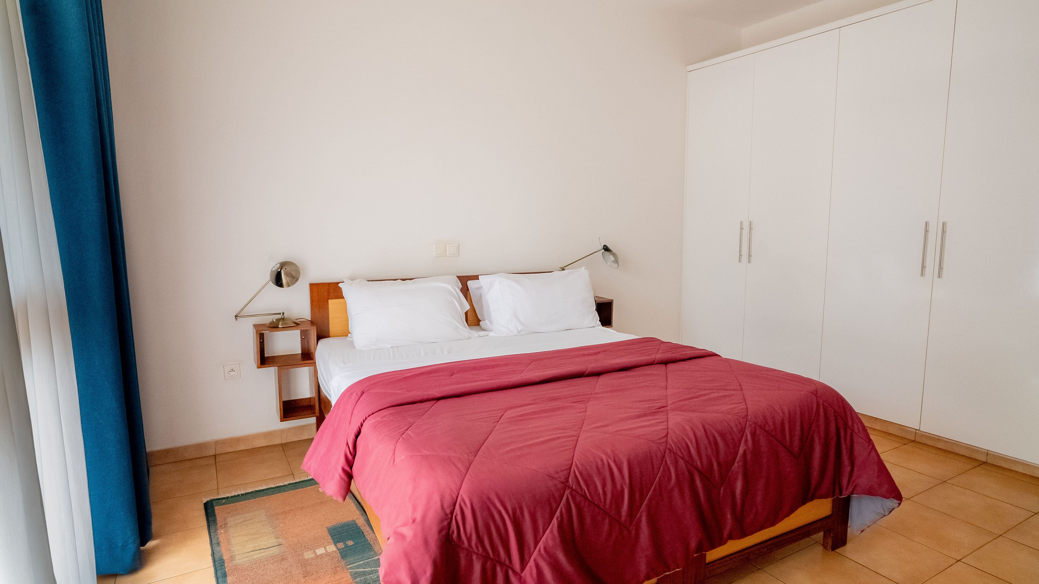 Bed room