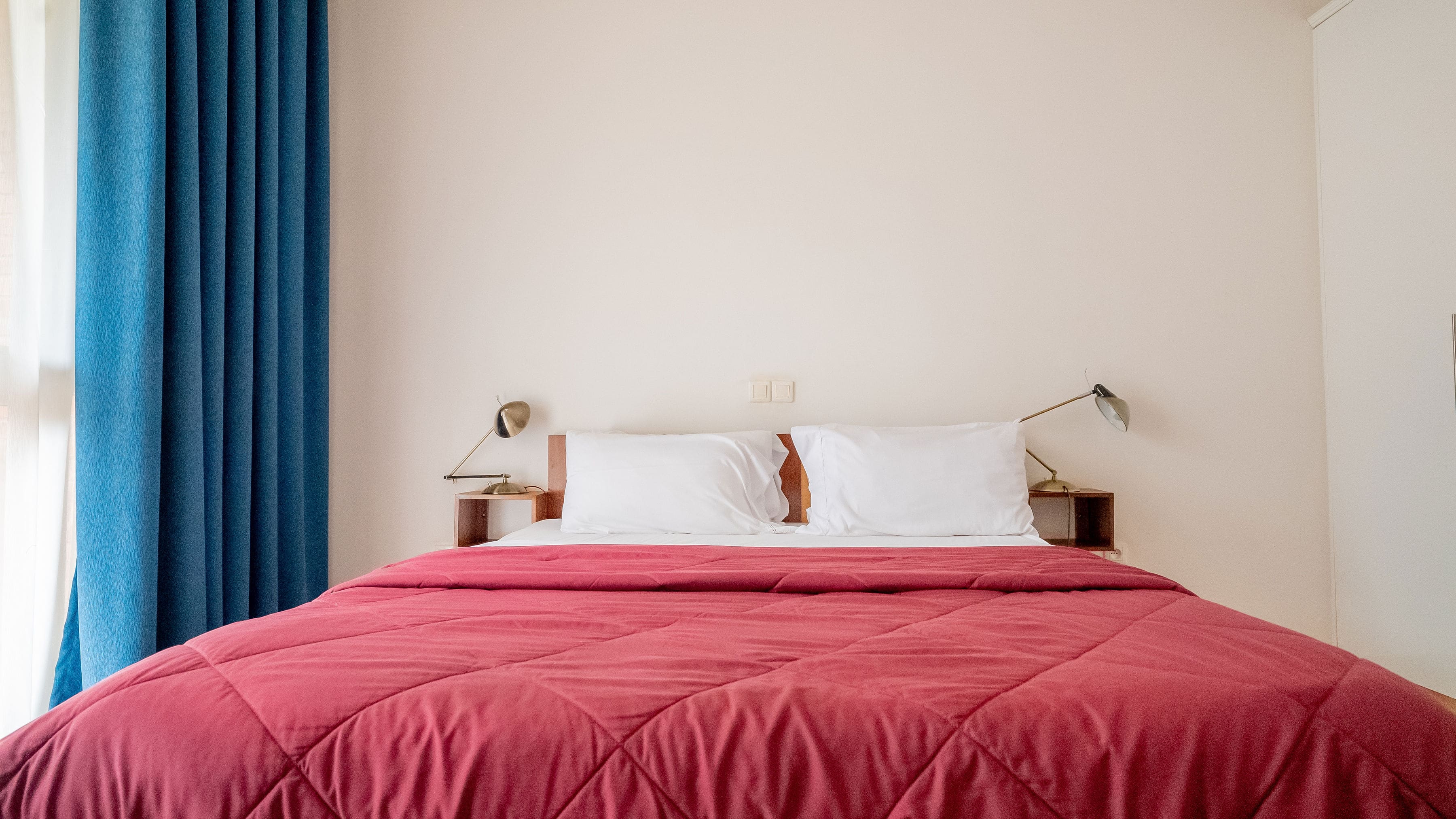 Bed room